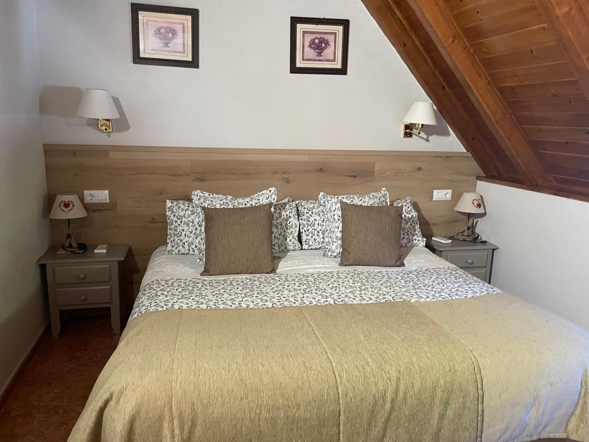 Hostal Escuils Unha Extérieur photo